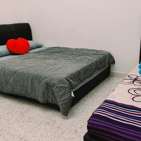 Sterling Homestay Tanjung Bungah  Exterior photo